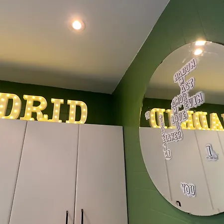 Disfruta Del Barrio De Las Letras Madrid Exterior photo