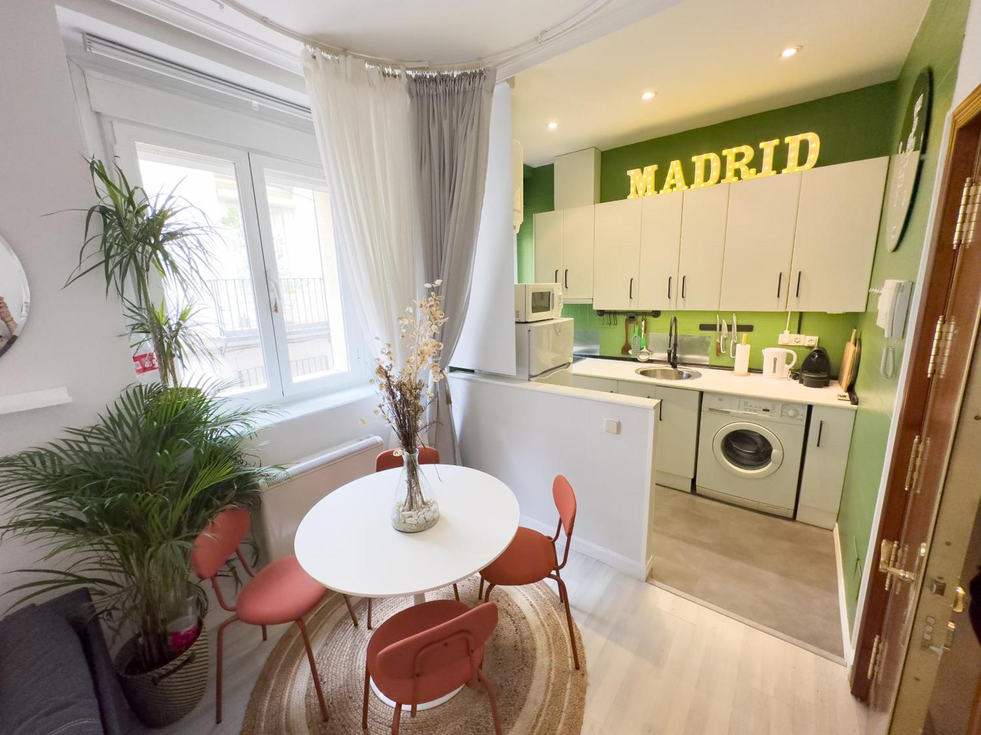 Disfruta Del Barrio De Letras Tu Segundo Hogar En * Madrid